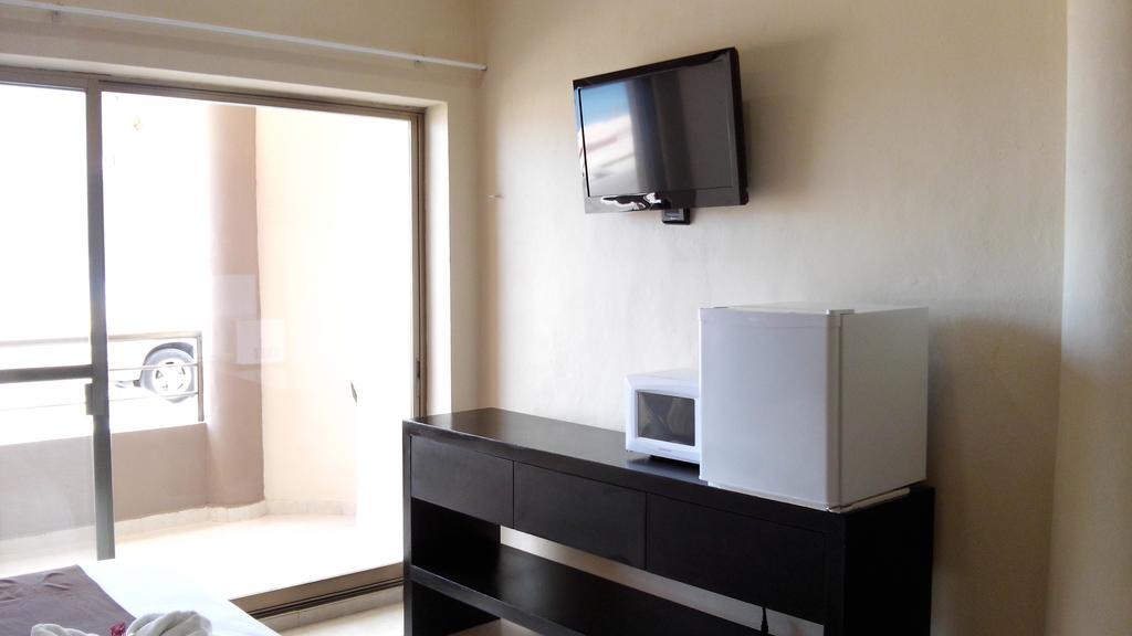 Hotel & Suites Domani Progreso  Rum bild