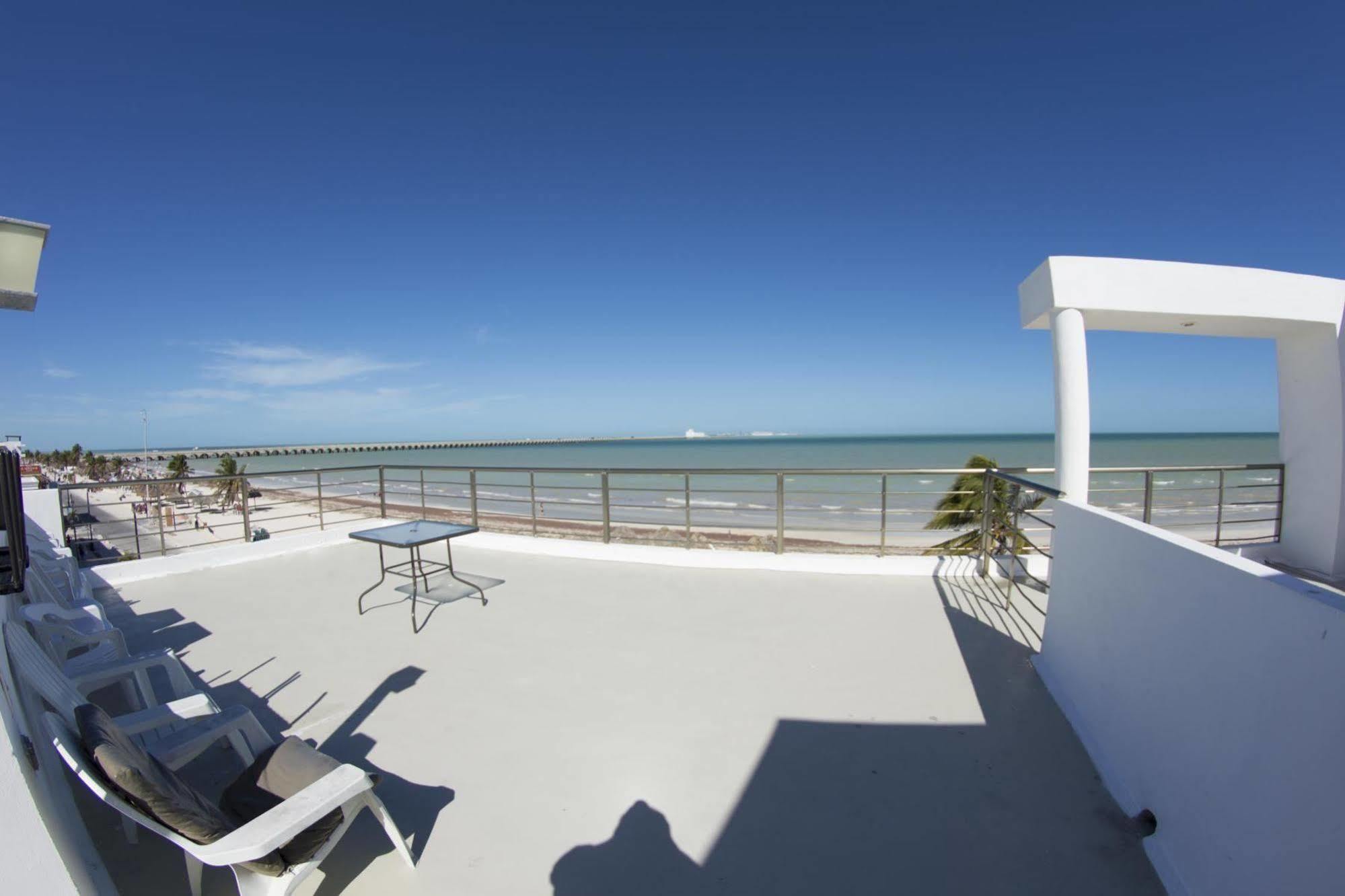 Hotel & Suites Domani Progreso  Exteriör bild